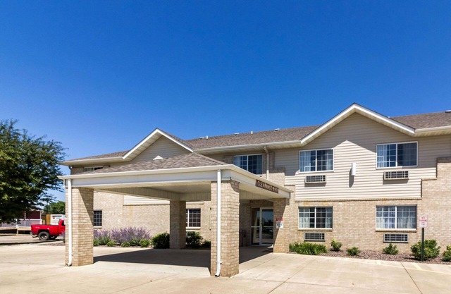 Quality Inn Marshall MN near University