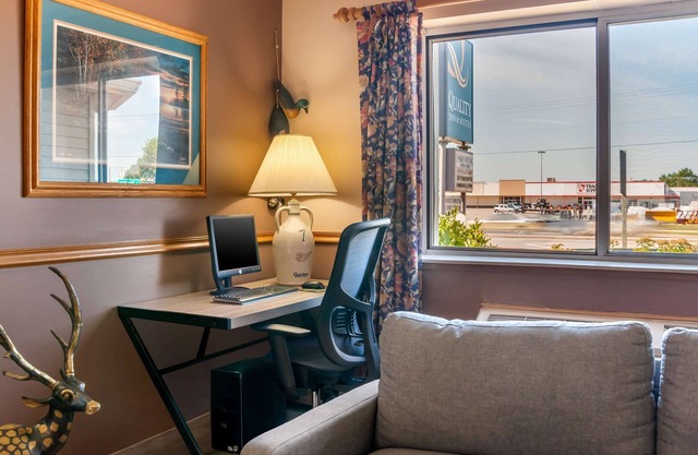 Quality Inn & Suites