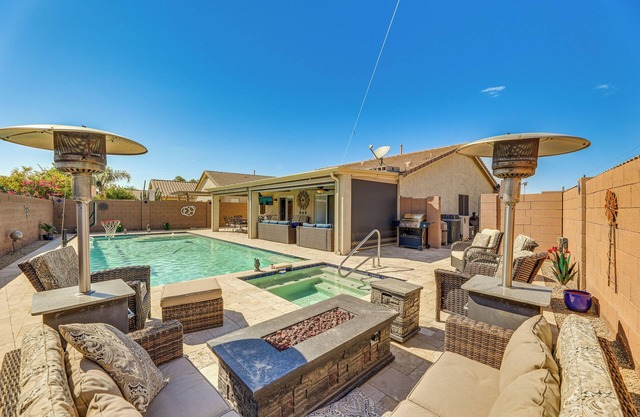 Queen Creek Home w/ Pool: Swim, Golf & Explore!