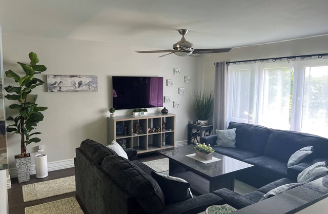 Quiet 2-bedroom house with WiFi, AC and garden in Bath