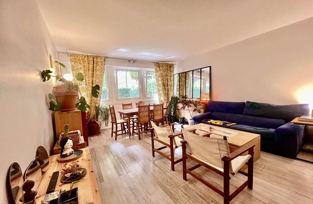 Quiet accommodation near Belleville, Paris