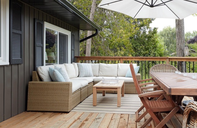 Quiet and cozy retreat nestled among the trees and close to the beach.