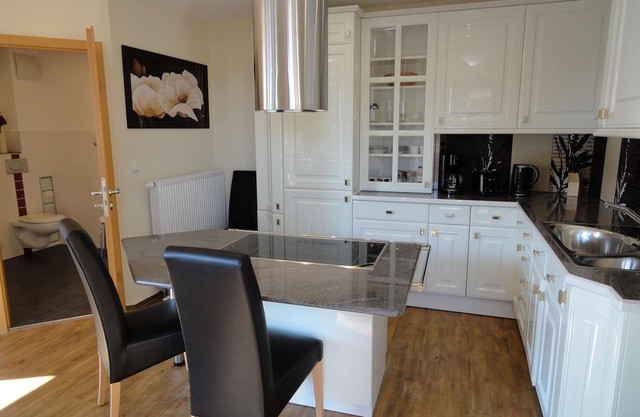 Apartamento tranquilo, de alta calidad y amueblado con amor.