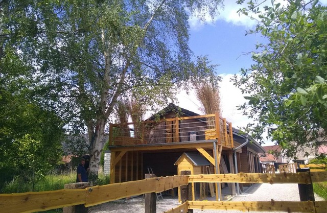 Chalet tranquilo en el centro de Hasnon con jardín privado, WIFI y todas las comodidades.