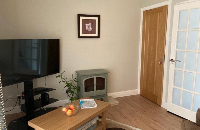 Quiet flat with parking