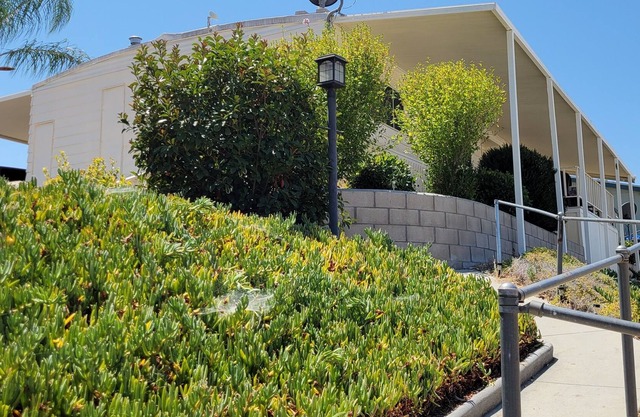 Quiet Gated Community, Mountain Views, Pool & SPA