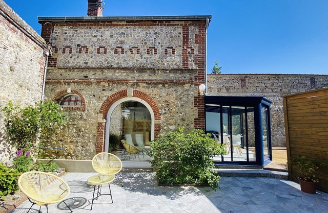 Quiet house with garden and terrace