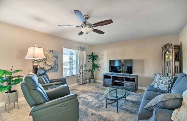 Quiet Sun City Home w/ Patio, Community Pool!