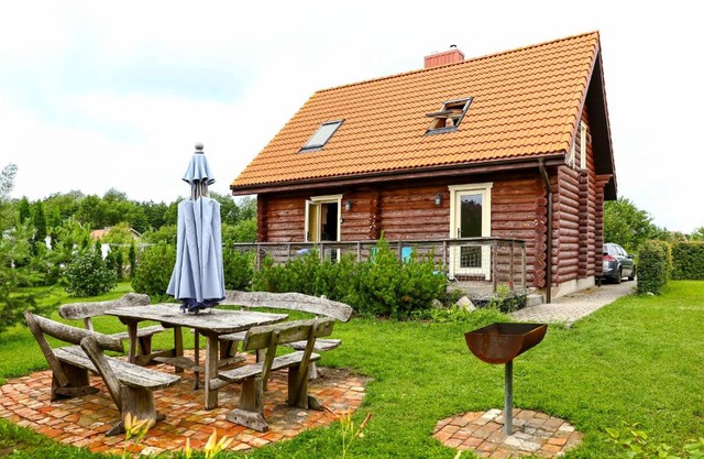 Rąstinis namelis poilsiui