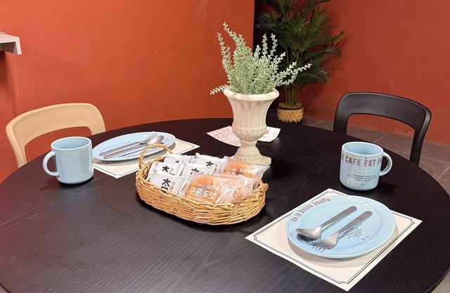 Rabbit Hotel
