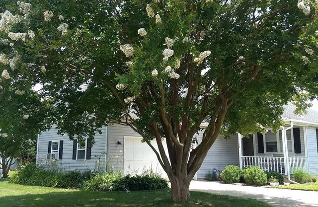 Radcliffe Retreat near Rehoboth Beach with Pool