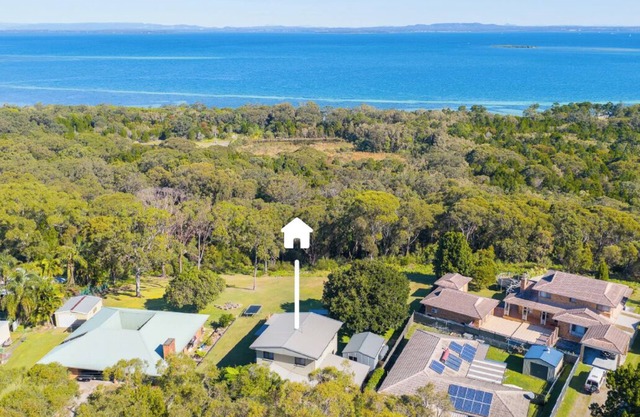 Rainbow Retreat - Spacious Family Retreat – Ideal for Two Families