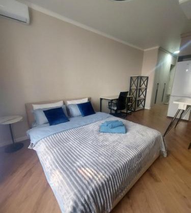 Raiymbek 2, location Metro, Arbat