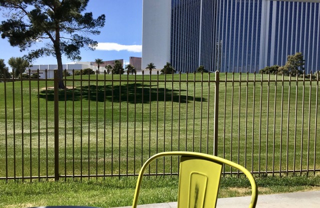 ¡¡¡RARO!!! ¡EXCLUSIVO GUARDIA HISTÓRICA CON GOLF LV COUNTRY CLUB GOLF! 3 / 4mi a la tira