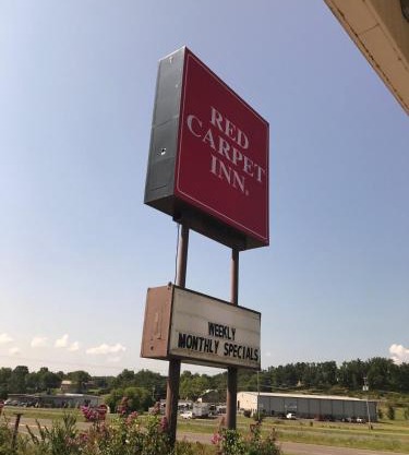 Red Carpet Inn