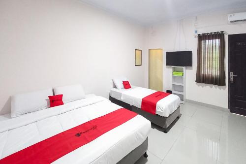 RedDoorz Syariah at Wisma Seroja Indah Duri