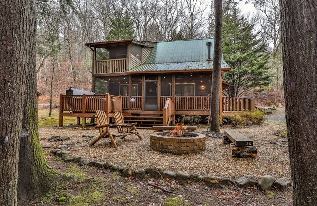 Reeling 'Em Inn - River Front, Excellent WiFi, Fire Pit