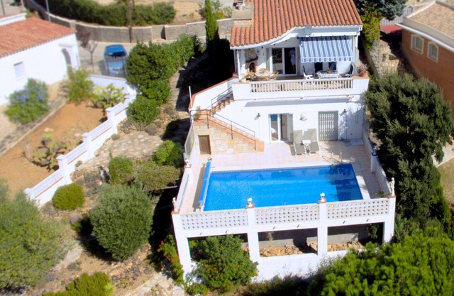 Ref. Zar12 - CONFORTABLE VILLA CON PISCINA Y VISTAS AL MAR