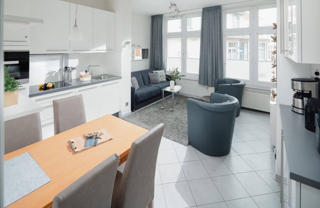/ REGINA MARIS - APARTMENT 1 /