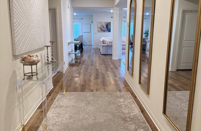 Rejuvenating Desert Oasis — Sauna Jacuzzi Massage Hiking Heaven