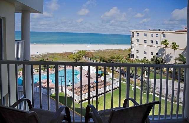 Relax and Recharge! 2 Units w/ Kitchens, Free Parking, Beach Access, Onsite Pool