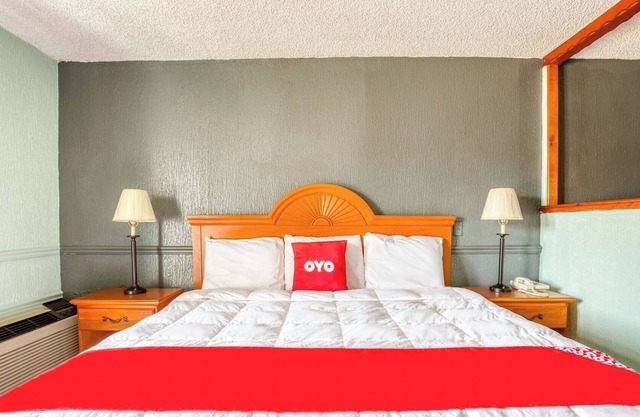 Relax and Recharge in a Quiet Room w/ King Bed + Handy Mini Fridge Setup