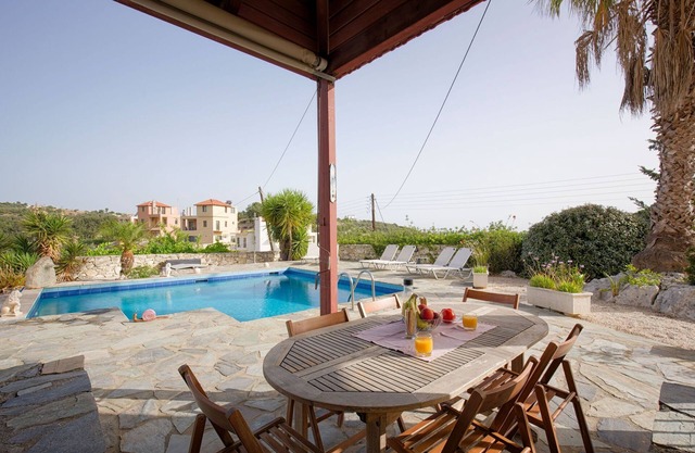 Private pool & lovely Views at this cozy 2-bedroom holiday apartment in Crete