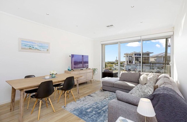 Relax in blissful sun-soaked luxury by the beach!