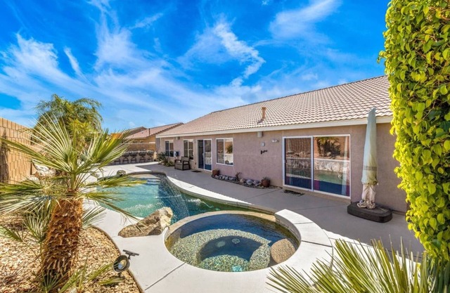 Relax in Coachella Valley With Pool & Spa