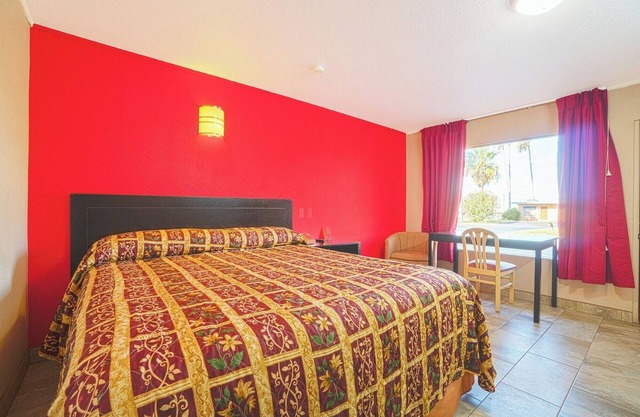 Relax in King Room | Budget-Friendly & Ideal Weslaco Short Stay