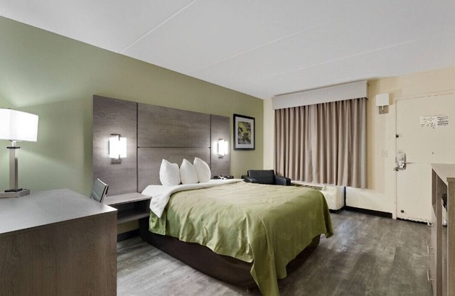 Relax & Unwind w/ us in Our Luxury King Room