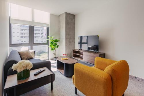 Relaxing 1 bedroom apt w Pool & BBQ Area VIATO HOMES