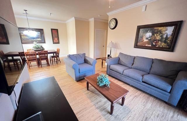 Relaxing 3 Bed Condo in Tuscana Resort condo