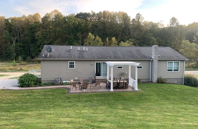 Relajante casa de campo en Ohio! Recién amueblado! Para toda la familia!