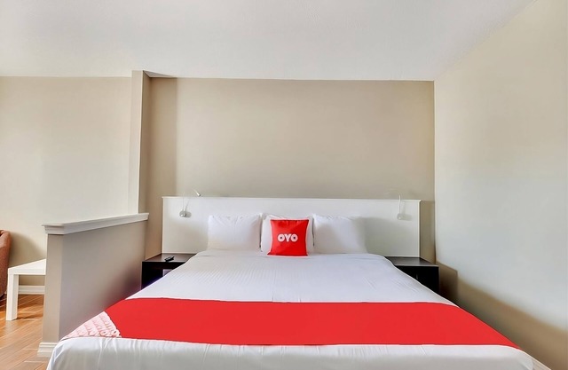 Relaxing Stay! Minutes to National Route 66 Museum, Free Parking