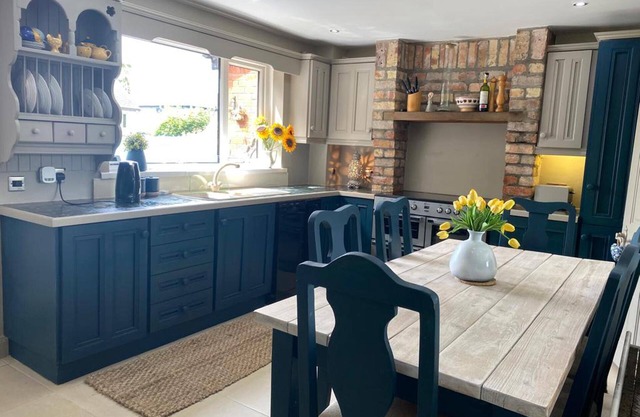 Remarkable 3-bed House in Belfast