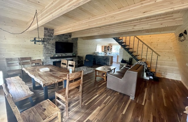 Remodeled Cabin in the trees