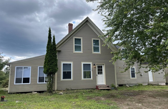 Remodeled historical farmhouse near Acadia National Park