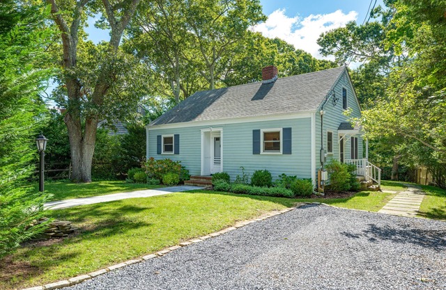Remodelado Atesorado Casa-Southampton, Nueva York en el lago y cerca del pueblo de playa /
