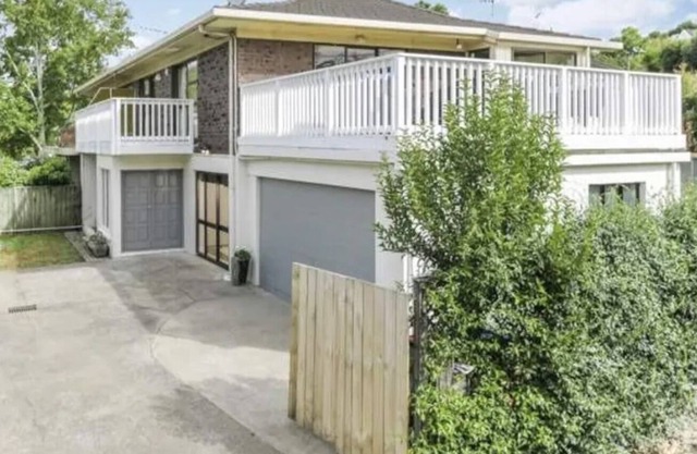 Remuera 5 bedroom Holiday House
