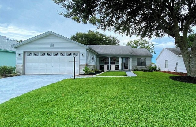 Renovated! Between Two Squares with Golf Cart !