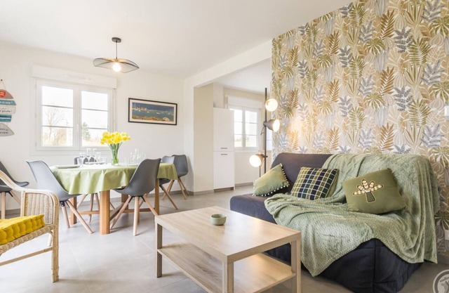 Casa renovada con WiFi y aparcamiento en St Romphaire