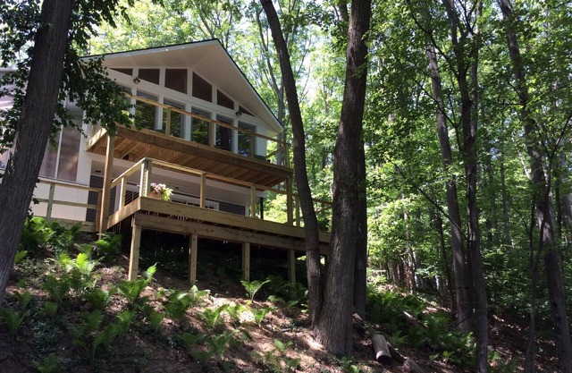 Casa del lago recientemente renovada, casa cercada en Duck Lake, pontón, admite mascotas