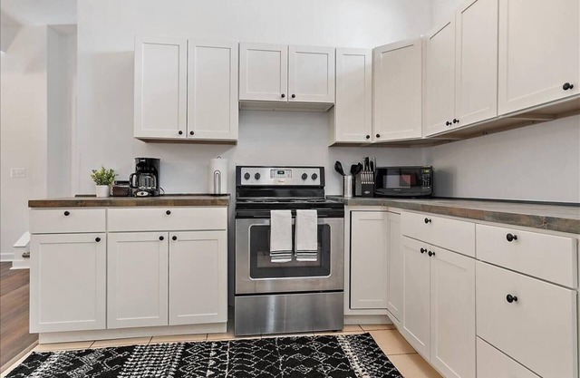 Rent the entire property unit A and B! Perfect for large groups