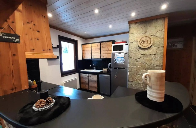 Residence Maison Matisse Verel - Chalets for 16 People