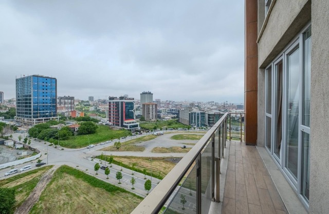 Residence Near Commerce Center and Istanbul Mall