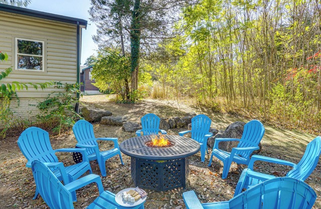 Resort Amenities & Lake Access: Camdenton Retreat