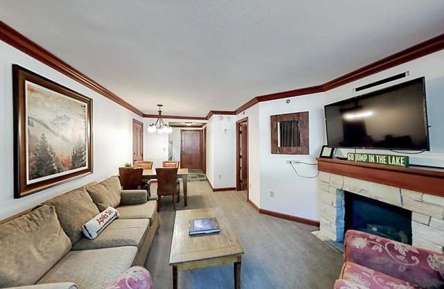 Resort at Squaw Creek's 319