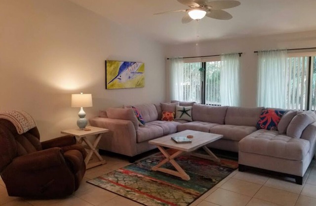 Resort like vacation- close to a beach.