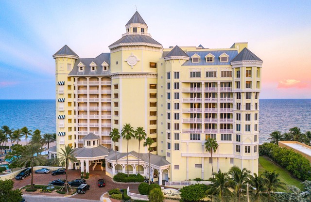 Resort located directly on the sand of the Atlantic Ocean! Room w/ an oceanview!